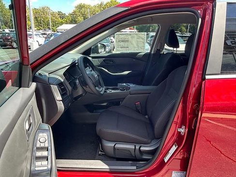 New 2026 Nissan Rogue S image 12