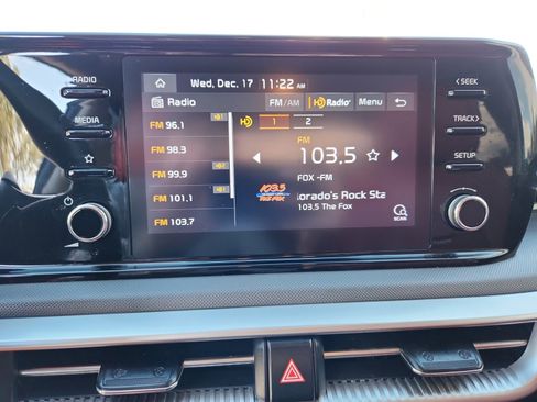 Used 2023 Kia K5 LXS image 28