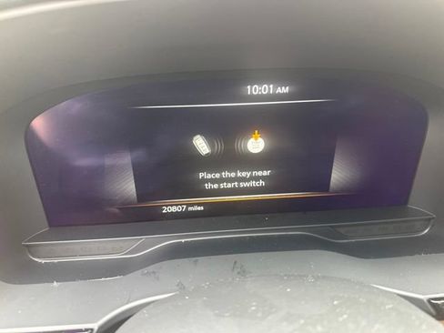 Used 2023 INFINITI QX60 Sensory w/ Cargo Package AWD/4WD image 15