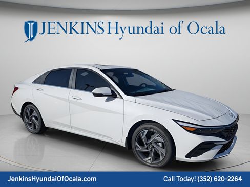New 2026 Hyundai Elantra Limited FWD image 1