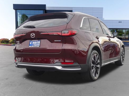 Used 2024 MAZDA CX-90 Plug-In Hybrid w/ Premium Plus AWD/4WD image 4