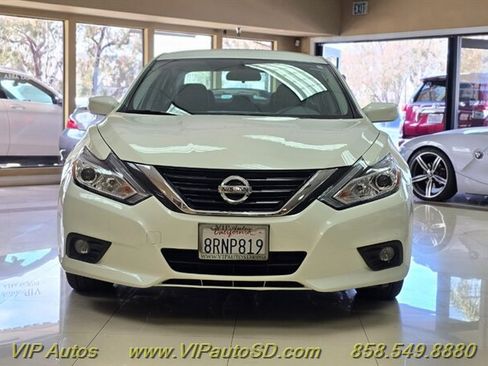 Used 2017 Nissan Altima 2.5 SV FWD image 8