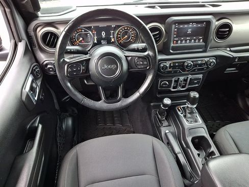 Used 2018 Jeep Wrangler Unlimited Sport S AWD/4WD image 11