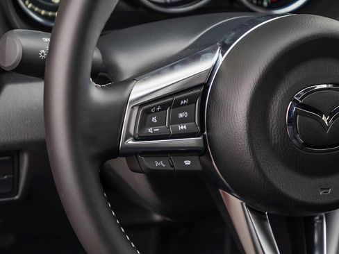 New 2026 MAZDA MX-5 Miata Club w/ Appearance Package RWD image 18