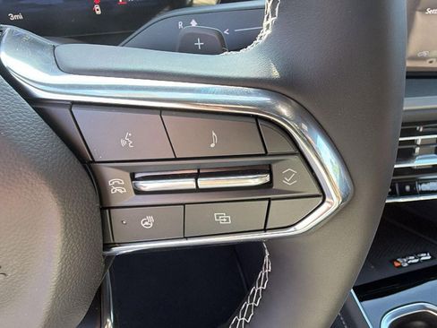 New 2026 Chevrolet Traverse LT w/ Sun and Wheel Package image 23