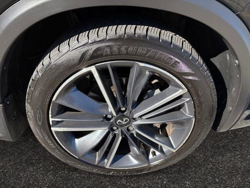 Used 2023 INFINITI QX55 Luxe w/ Cargo Package image 9