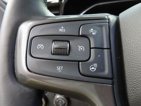 Used 2025 Chevrolet Silverado 2500 ZR2 w/ Technology Package image 68