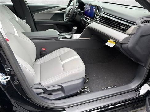 Used 2026 Toyota Camry SE w/ Multimedia Upgrade Package FWD image 13