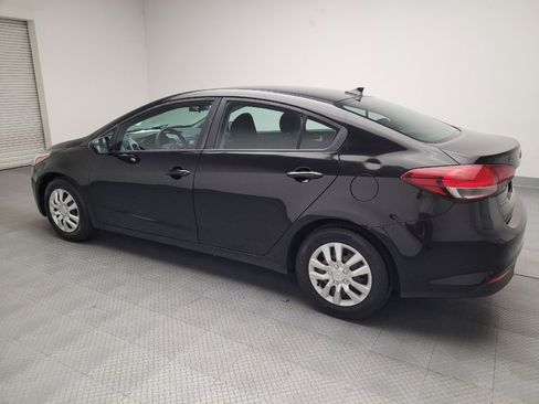 Used 2018 Kia Forte LX image 3