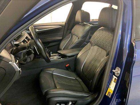 Used 2023 BMW 530e xDrive w/ Executive Package image 7