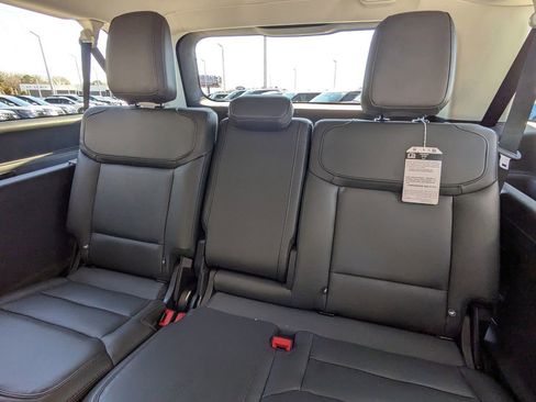 New 2025 Ford Expedition Max Active image 17