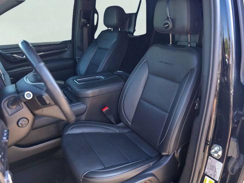 Used 2021 GMC Yukon Denali RWD image 10
