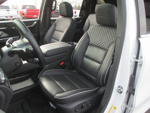 Certified 2024 GMC Acadia Denali w/ Super Cruise Package image 18