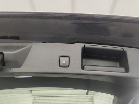 Used 2022 Ford Escape SEL image 22