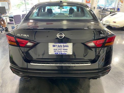 Used 2022 Nissan Altima 2.5 SL FWD image 7