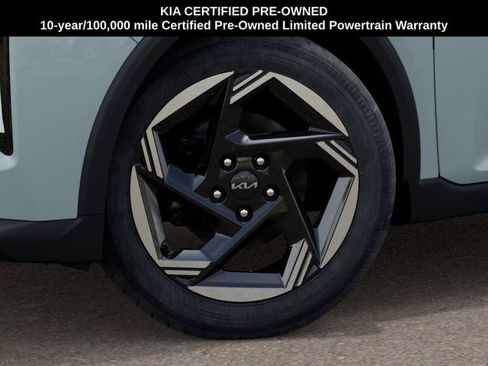 Certified 2025 Kia K4 EX FWD image 9