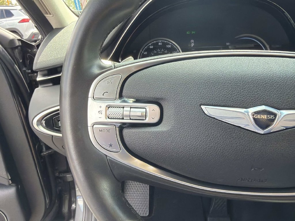 Used 2022 Genesis GV70 2.5T AWD/4WD image 25