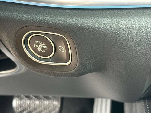 Used 2025 Mercedes-Benz GLE 350 4MATIC image 29