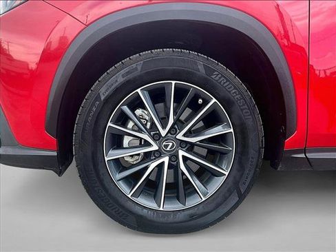 Used 2024 Lexus NX 250 FWD w/ Cold Area Package image 10