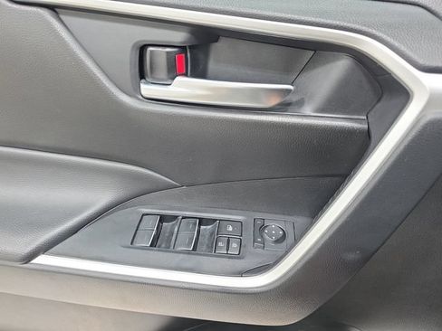 Certified 2024 Toyota RAV4 XLE FWD image 25