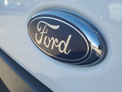 Used 2018 Ford Transit 250 130 Low Roof image 7