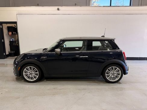 Used 2022 MINI Cooper S image 2