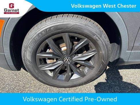 Certified 2023 Volkswagen Tiguan SE w/ Panoramic Sunroof Package AWD/4WD image 34