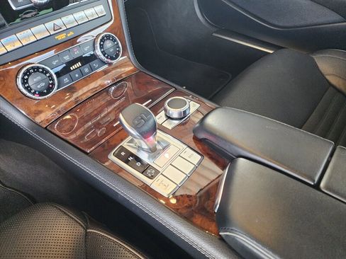 Used 2014 Mercedes-Benz SL 550 w/ Sport Wheel Package image 66