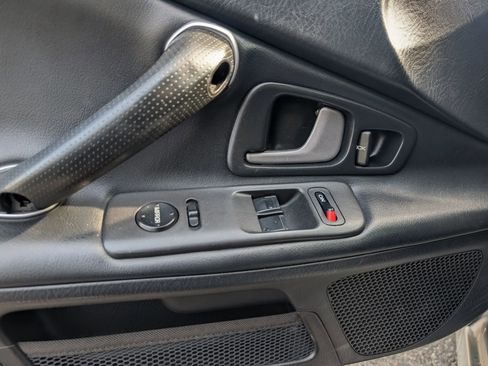 Used 2005 Honda S2000 Convertible 2D image 37