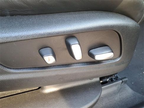 Used 2019 Cadillac XT5 Platinum image 6