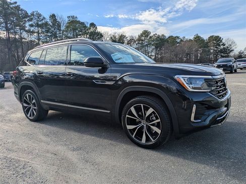 New 2026 Volkswagen Atlas SEL Premium R-Line image 2