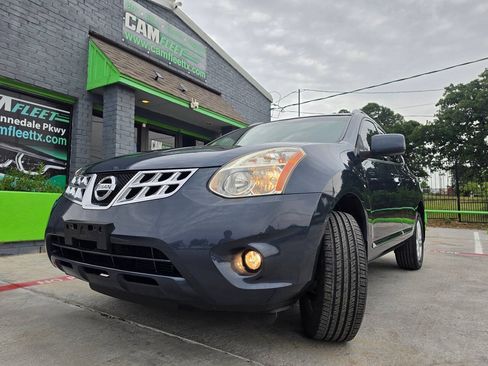 Used 2013 Nissan Rogue SV w/ Premium Pkg FWD image 56
