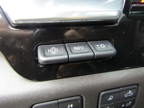 Used 2023 Chevrolet Silverado 1500 LTZ w/ LTZ Premium Package image 15