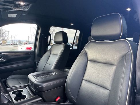 Used 2023 Chevrolet Suburban Premier w/ Max Trailering Package AWD/4WD image 11