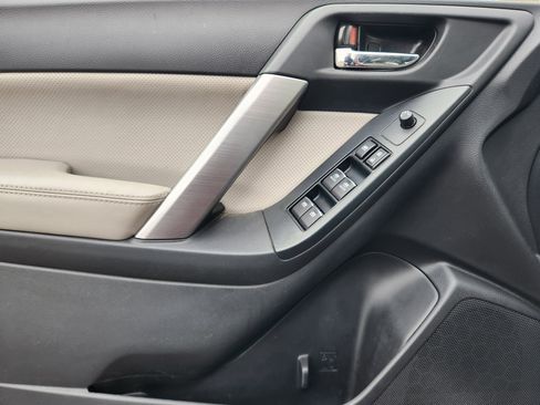 Used 2017 Subaru Forester 2.5i Limited image 14