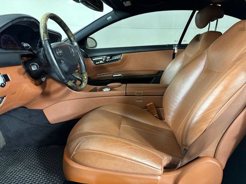 Used 2009 Mercedes-Benz CL 550 4MATIC image 17