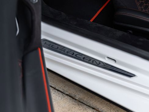 Used 2023 Lamborghini Huracan Tecnica RWD image 27