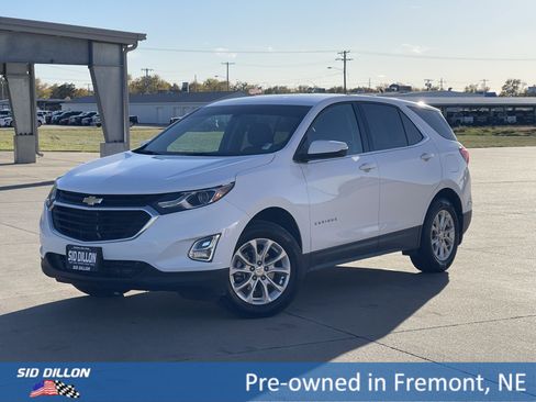 Used 2018 Chevrolet Equinox LT image 1
