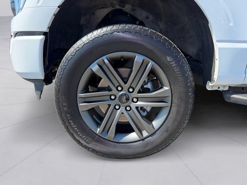 Used 2022 Ford F150 XLT w/ Equipment Group 302A High AWD/4WD image 9