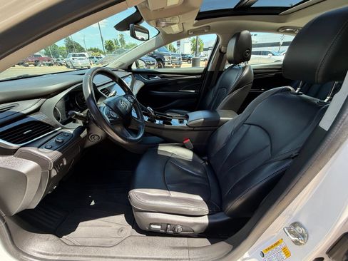 Used 2019 Buick LaCrosse Essence w/ Sun and Shade Package AWD/4WD image 4