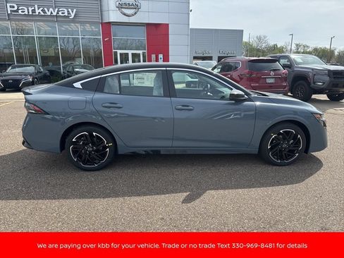 New 2026 Nissan Sentra SR w/ SR Premium Package FWD image 8