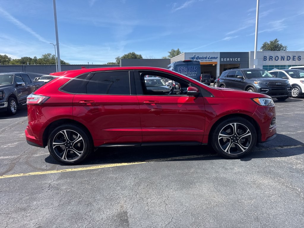 Used 2020 Ford Edge ST w/ Cold Weather Package AWD/4WD image 7