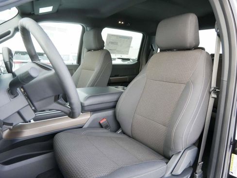 Used 2025 Ford F150 STX w/ Equipment Group 201A FX4 image 7