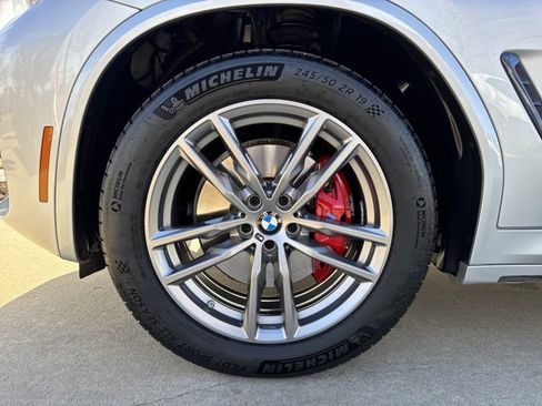 Used 2021 BMW X4 M40i w/ Premium Package image 25