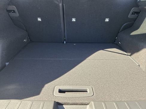 New 2026 Nissan Kicks SR image 21