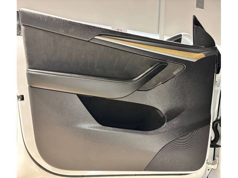 Used 2023 Tesla Model Y Long Range image 20