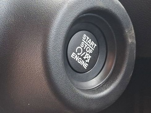 Used 2024 RAM ProMaster 2500 w/ Safety Group image 22