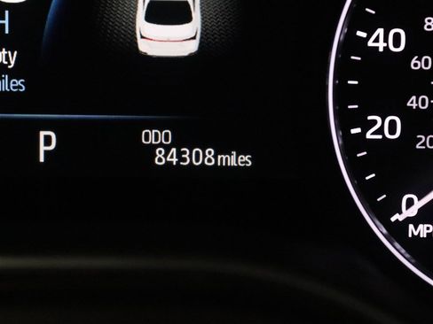 Used 2021 Toyota Avalon XSE image 25