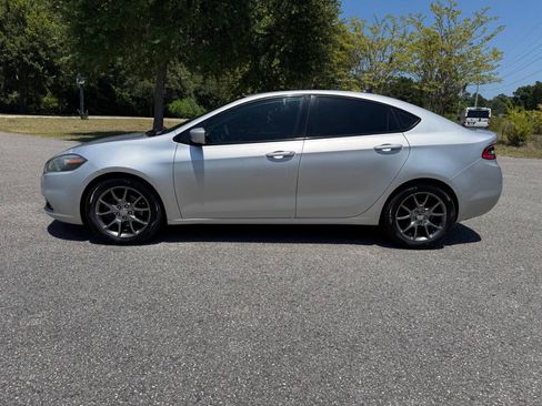 Used 2013 Dodge Dart SXT FWD image 10