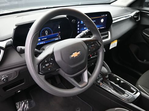 Used 2025 Chevrolet TrailBlazer LT image 15